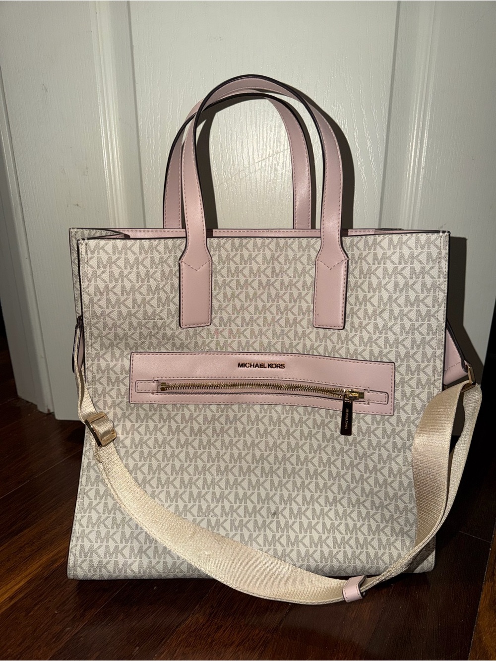 MICHAEL KORS Pink and Cream Signature MK Tote with Crossbody Strap